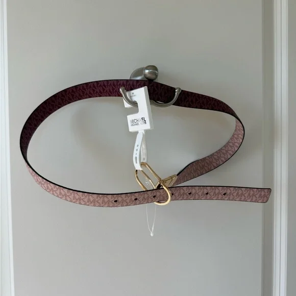 Michael Kors Pink and Burgundy REVERSIBLE Women's Belt M NWT - Picture 2 of 9
